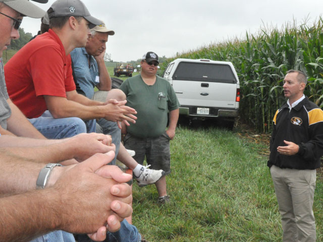 Missouri farmers listen to MU Weed Scientist Kevin Bradley explain the causes behind the state&#039;s many dicamba injury reports this year. (DTN photo by Russ Quinn)